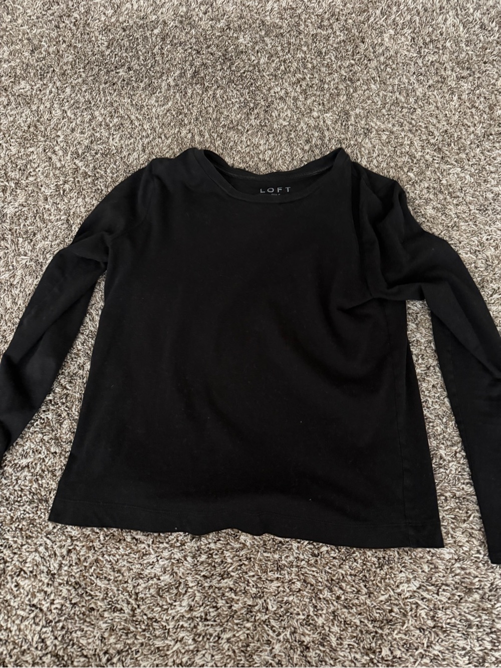 LOFT Black Long-Sleeve Scoop Neck Top